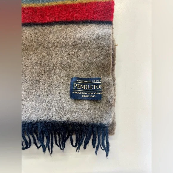 Pendleton Men’s Brown Multi Colored Striped Wool Warm Cozy Scarf Winter - Picture 2 of 4